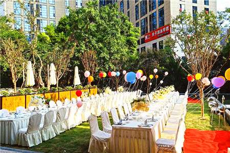 成都草坪婚禮 成都草坪婚禮