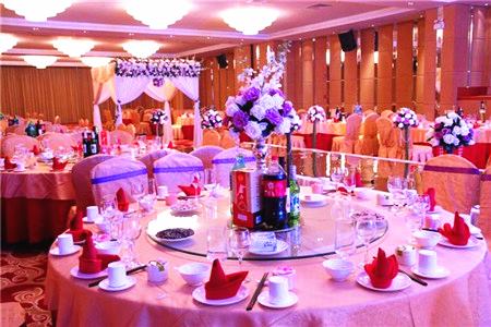 成都婚宴多少錢一桌 成都婚宴多少錢一桌