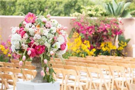 成都草坪婚禮多少錢(qián)