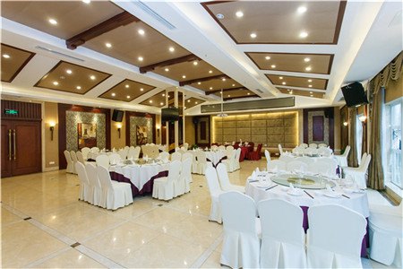 成都酒店婚宴價(jià)格 成都酒店婚宴價(jià)格