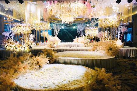 成都周邊適合辦婚宴的酒店 成都周邊適合辦婚宴的酒店